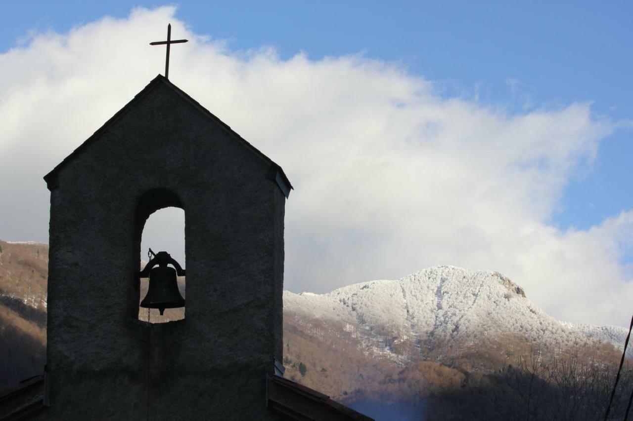 Maison Du Coue Pyrenees Mourtis Gite Pour 2 A 12 Pers Sengouagnet Exterior foto